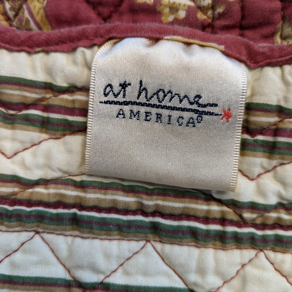 At Home America table runner - Picture 5 of 5
